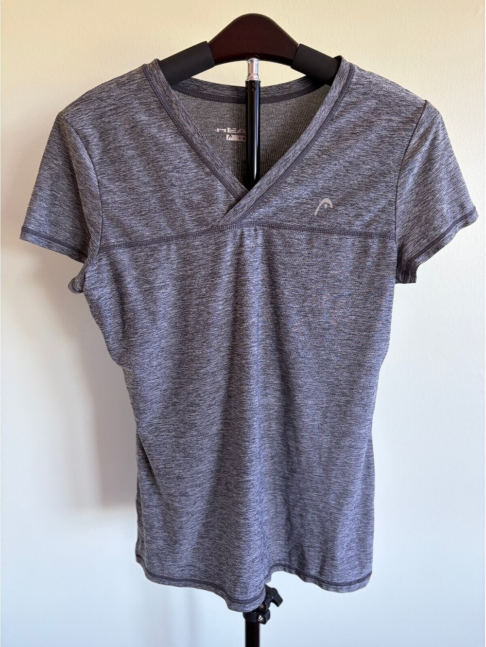 HEAD Women’s XS Heather Gray V-Neck Athletic Workout T-Shirt Short Sleeve